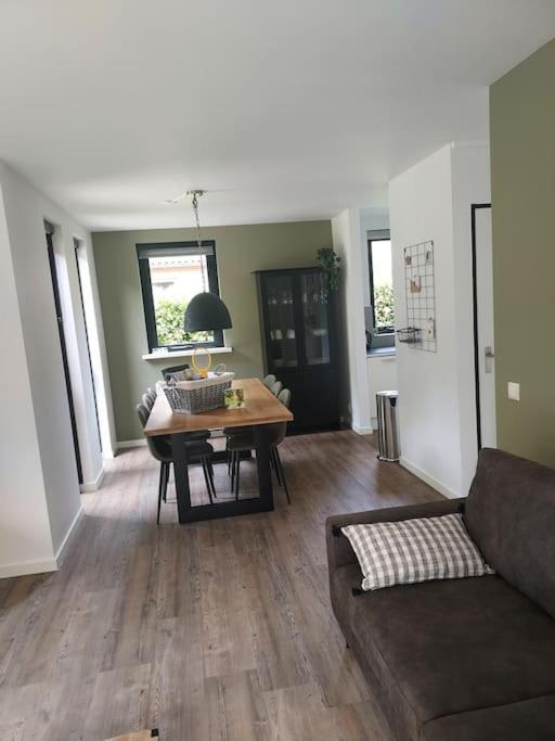 Heerlijk Huys, Vakantievilla Met Prive Tuin Ewijk Extérieur photo
