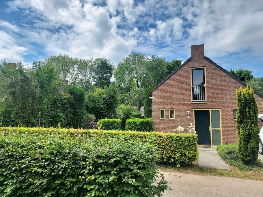 Heerlijk Huys, Vakantievilla Met Prive Tuin Ewijk Extérieur photo